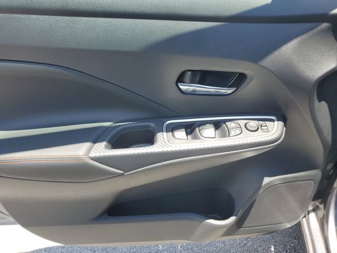 New 2025 Nissan Versa SR w/ Trunk Package image 18