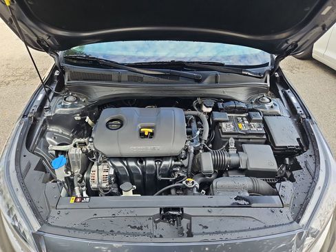 Used 2024 Kia Forte LXS FWD image 30