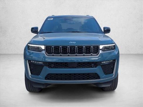 New 2026 Jeep Grand Cherokee L Summit AWD/4WD image 4