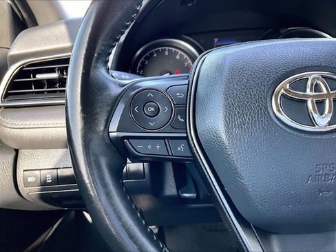 Used 2023 Toyota Camry SE FWD image 18