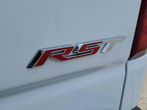 Used 2025 Chevrolet Silverado 1500 RST image 7