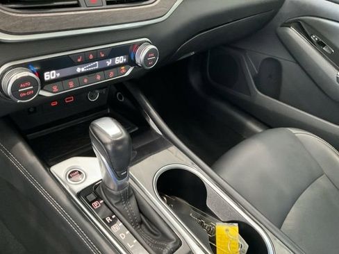 Used 2024 Nissan Altima 2.5 SL image 14