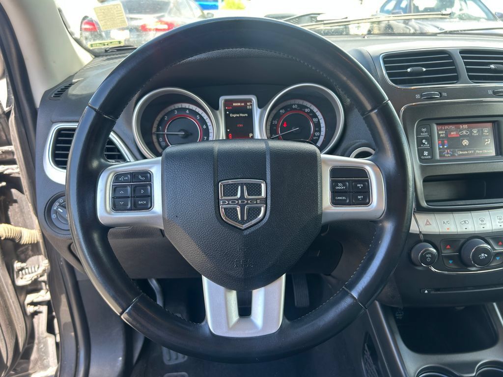 Used 2018 Dodge Journey SXT w/ Connectivity Group FWD image 21