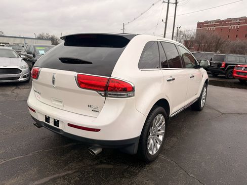 Used 2011 Lincoln MKX AWD w/ 102A Rapid Spec Order Code image 6