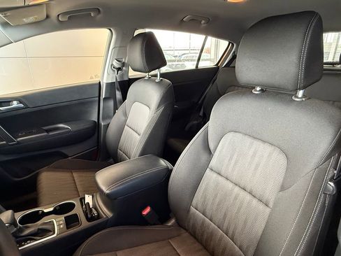 Used 2021 Kia Sportage LX image 15