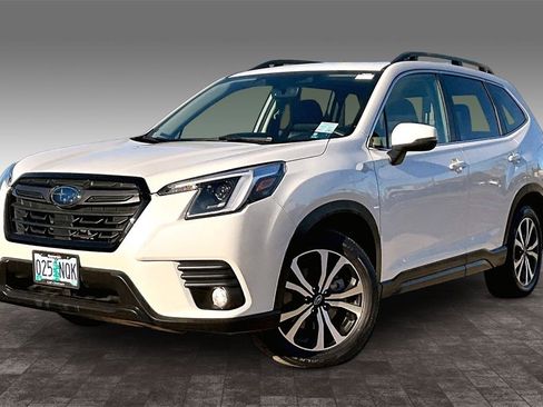 Used 2022 Subaru Forester Limited w/ Popular Package #3 image 2