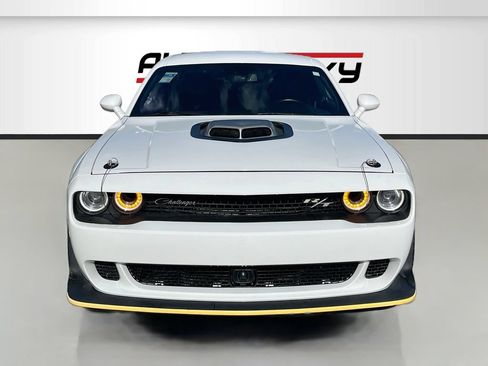 Used 2023 Dodge Challenger R/T Scat Pack RWD image 2