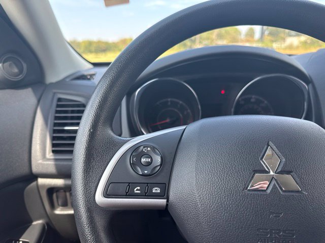 Used 2025 Mitsubishi Outlander Sport ES AWD/4WD image 11