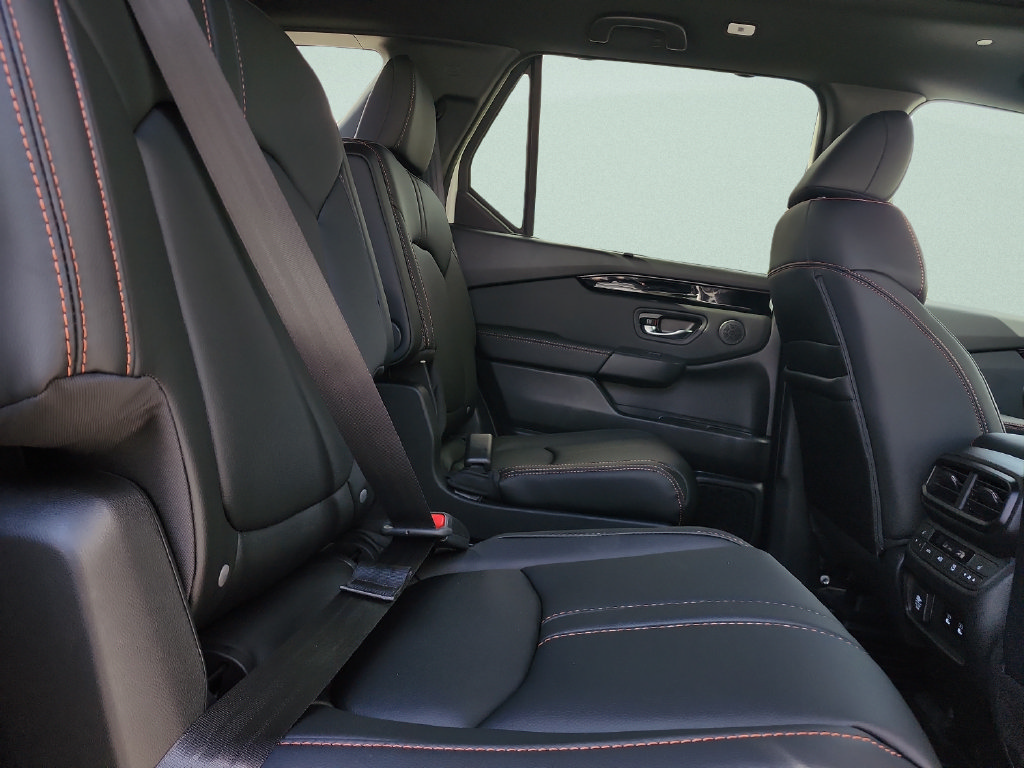 New 2026 Honda Pilot TrailSport image 33