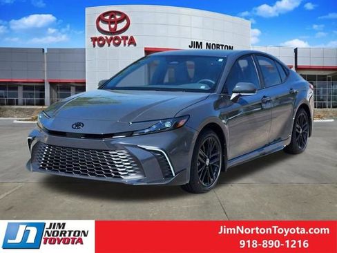New 2026 Toyota Camry SE w/ Multimedia Upgrade Package FWD image 2