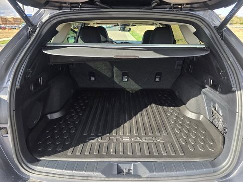 Used 2023 Subaru Outback Limited image 30