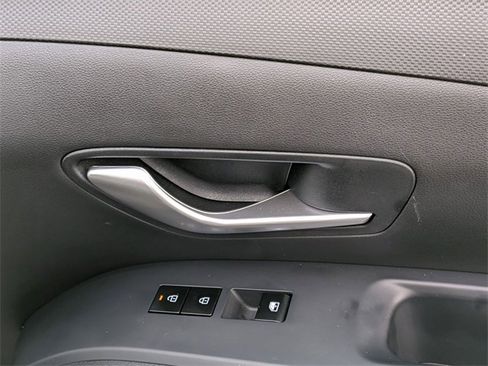 Used 2025 Hyundai Santa Cruz SEL image 34