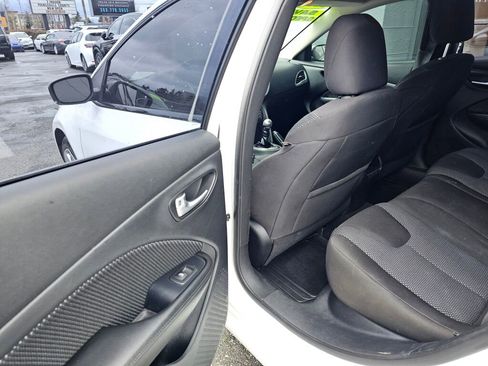 Used 2014 Dodge Dart SE image 14