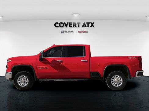 Used 2024 Chevrolet Silverado 3500 LTZ w/ LTZ Convenience Package image 5