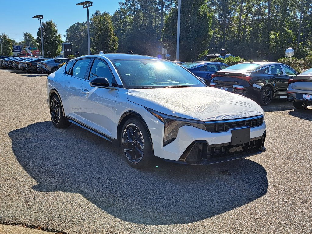 New 2026 Kia K4 GT-Line Turbo FWD image 3