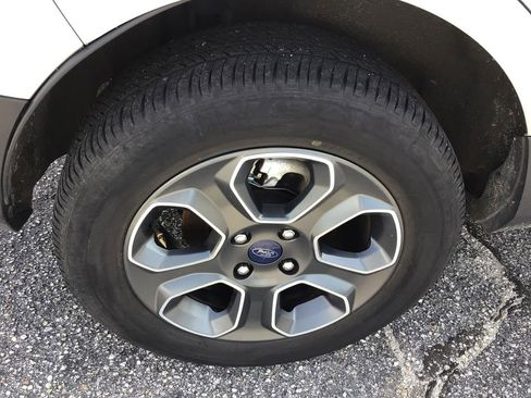 Used 2021 Ford EcoSport S image 13