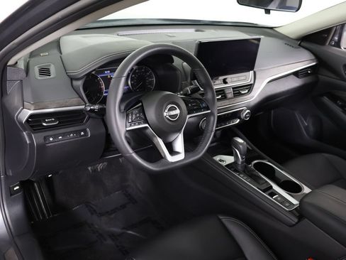 Used 2023 Nissan Altima 2.5 SL FWD image 28