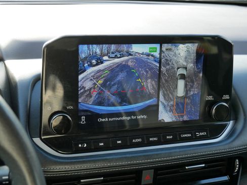 Certified 2023 Nissan Rogue Platinum w/ Platinum Premium Package image 24