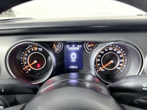 Used 2022 Jeep Wrangler Unlimited Sport image 15