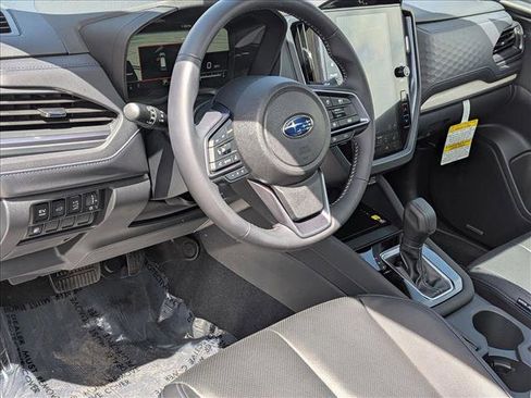 Certified 2025 Subaru Forester Limited w/ Popular Package AWD/4WD image 10