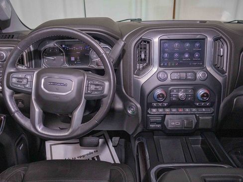 Used 2020 GMC Sierra 2500 Denali w/ Denali Ultimate Package image 17