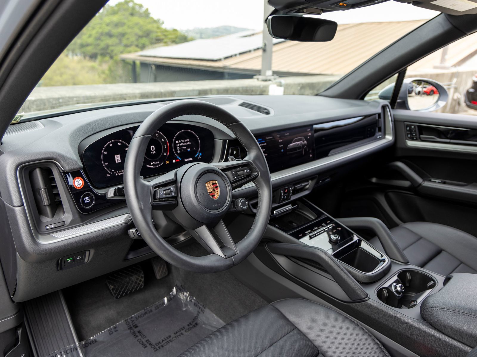 Certified 2026 Porsche Cayenne AWD/4WD image 4