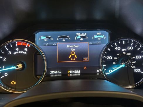 Used 2022 Ford F250 Lariat w/ Black Appearance Package image 18