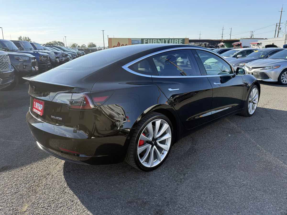 Used 2018 Tesla Model 3 Long Range AWD/4WD image 5