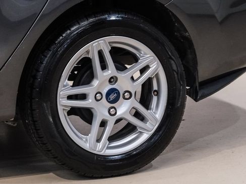 Used 2019 Ford Fiesta SE FWD image 45