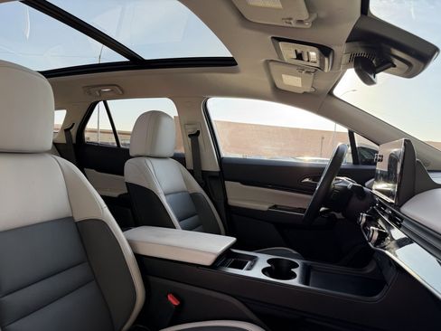 Used 2024 Honda Prologue Touring image 40