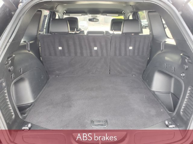 Used 2022 Jeep Grand Cherokee Laredo X AWD/4WD image 36