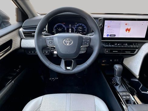 Used 2026 Toyota Camry XLE FWD image 6