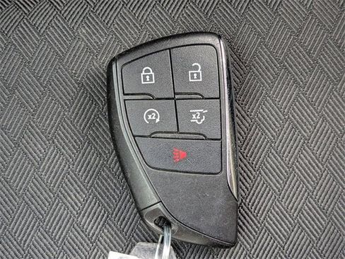 Used 2022 GMC Yukon XL SLE w/ Max Trailering Package image 35