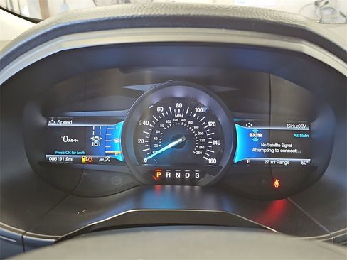 Used 2023 Ford Edge SEL image 18