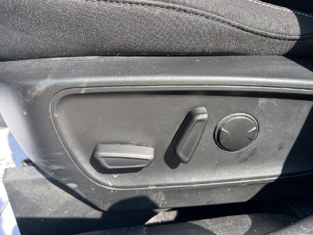 Used 2023 Ford Escape Active AWD/4WD image 35