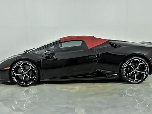 Used 2020 Lamborghini Huracan EVO AWD/4WD image 15