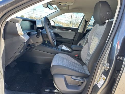 New 2026 Volkswagen Tiguan S image 10