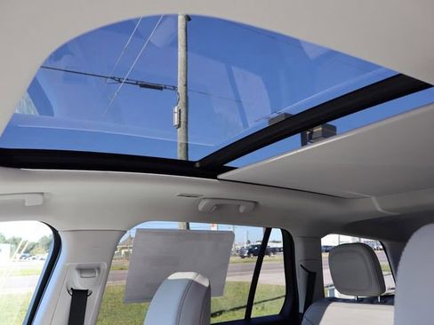 New 2025 Lincoln Aviator 2WD w/ Equipment Group 101A image 9