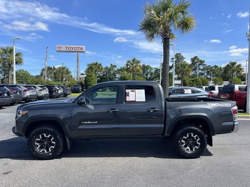 Used 2023 Toyota Tacoma TRD Off-Road AWD/4WD image 7