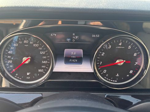 Used 2017 Mercedes-Benz E 300 4MATIC image 26