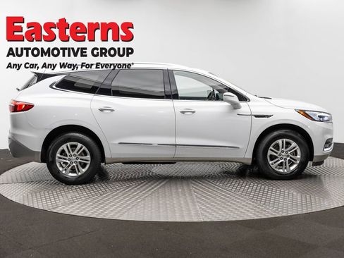 Used 2020 Buick Enclave Essence image 4