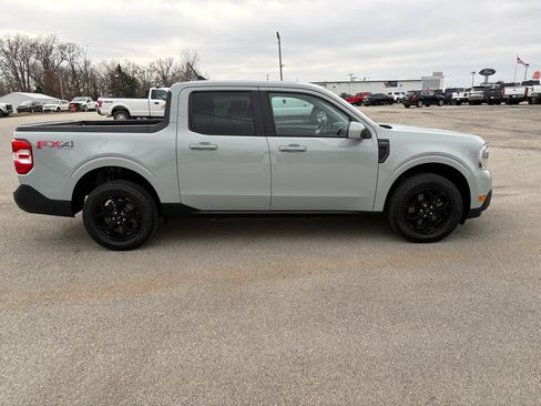 Used 2023 Ford Maverick Lariat w/ Lariat Luxury Package image 3