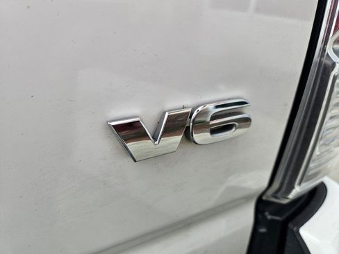 Used 2022 Toyota Tacoma TRD Off-Road image 28