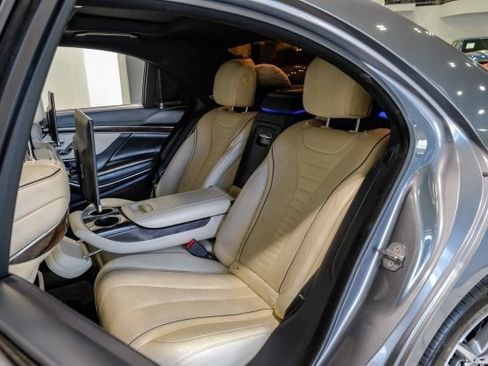 Used 2019 Mercedes-Benz S 560 4MATIC Sedan image 56