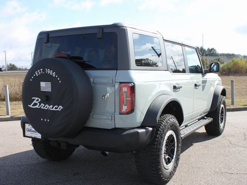 Used 2023 Ford Bronco Big Bend w/ Sasquatch Package image 19