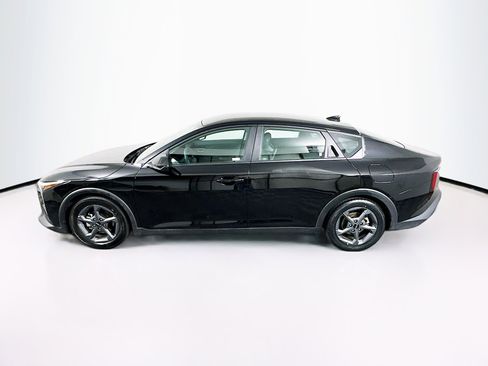 Used 2025 Kia K4 FWD image 4