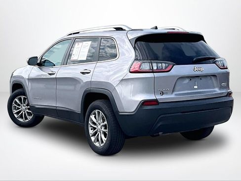 Used 2021 Jeep Cherokee Latitude Plus AWD/4WD image 14