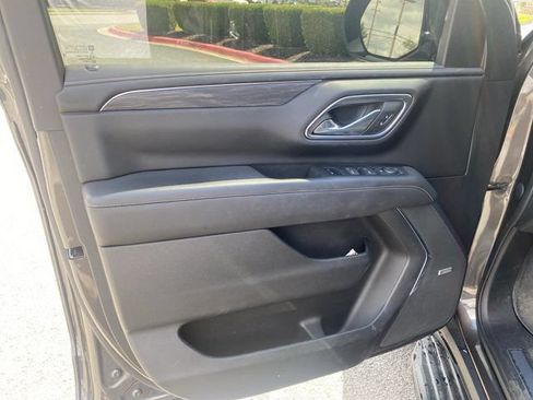 Used 2021 GMC Yukon SLT AWD/4WD image 15