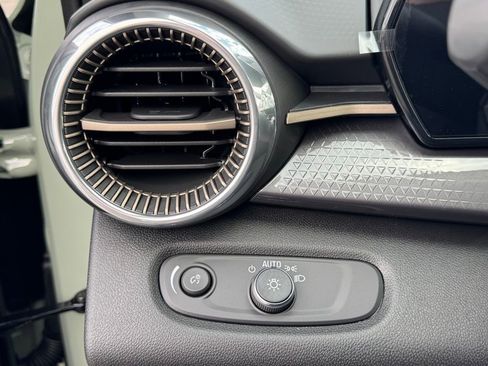 New 2026 Chevrolet Trax ACTIV w/ Driver Confidence Package image 24