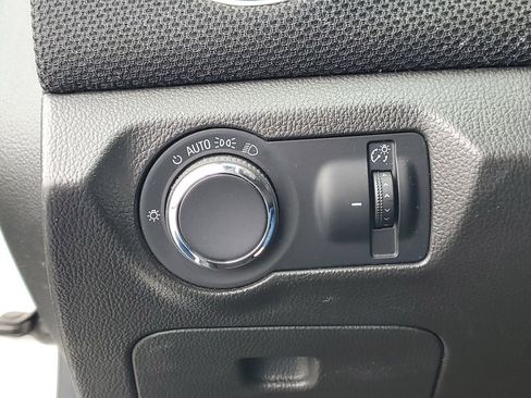 Used 2013 Chevrolet Cruze LT FWD image 7